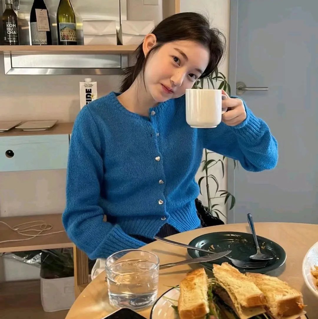 女孩不微笑
